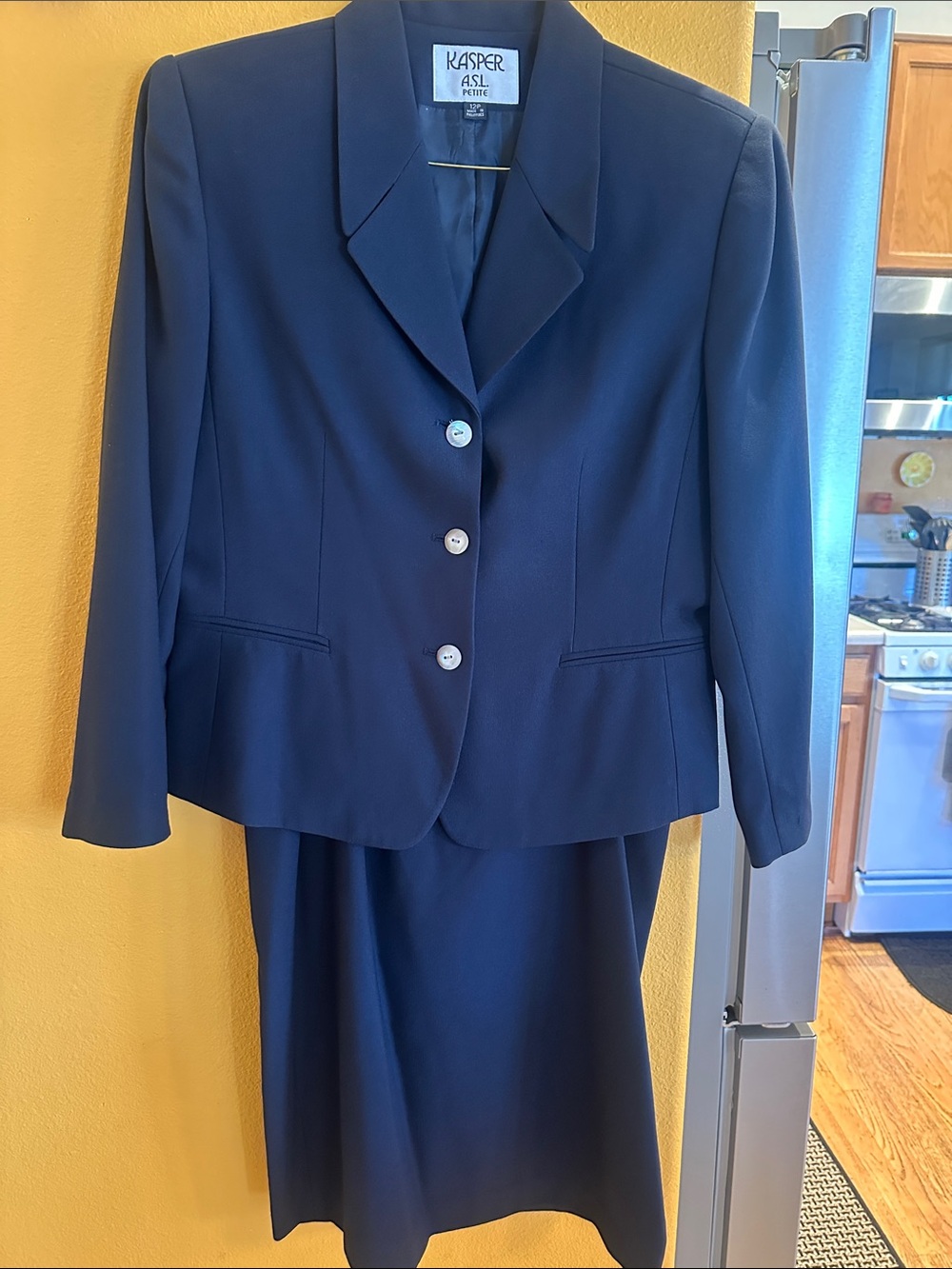 Kasper Navy Women's Blazer and Skirt Two-Piece Suit